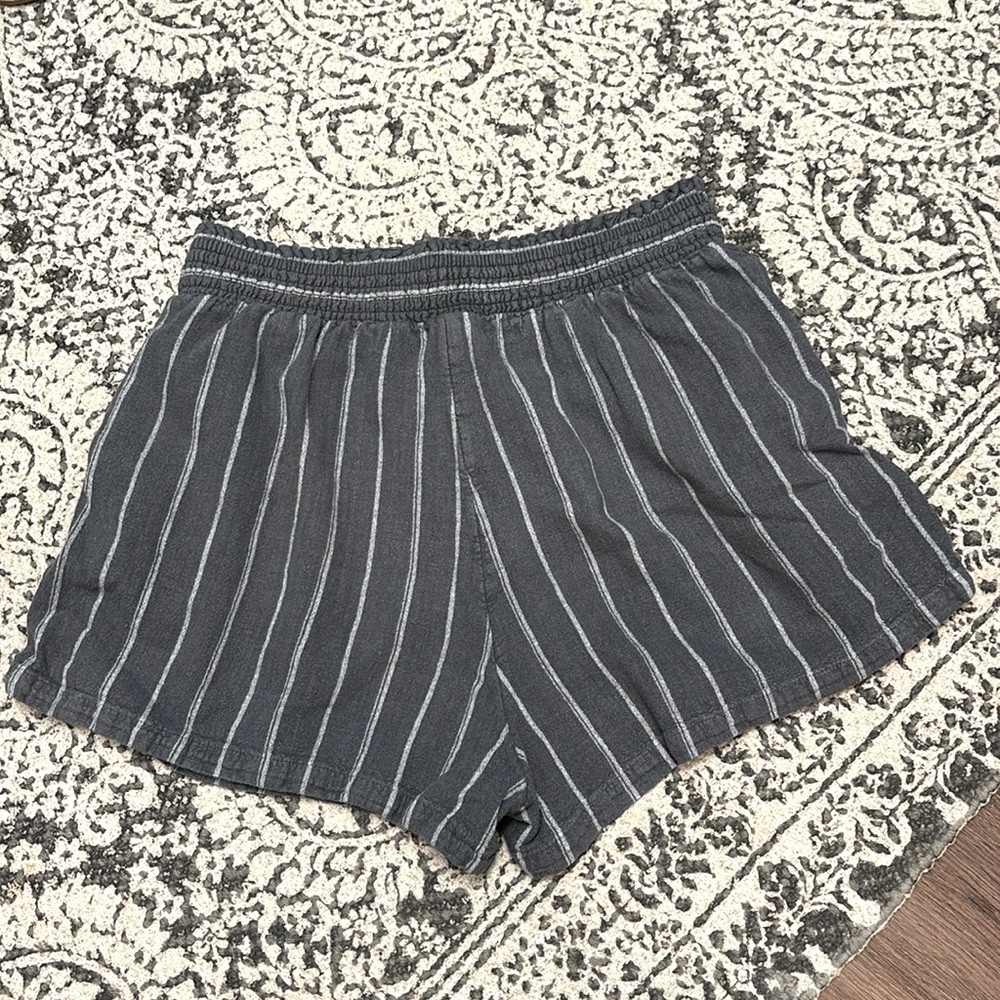 Universal Thread Linen Blend Shorts - Picture 4 of 4